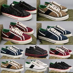 2023New Tennis 1977 Casual Scarpe designer Luxurys Designer MENS SCARPA ITALY GREEN e ROSSA SCRIPE SOLE DELLA SOLE STREATTO SNEACHE SNEAKER SIGHE