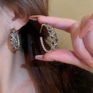 Stud 2023 New Fashion Trend Design Elegant Exquisite Light Luxury Shape Earring Ladies Jewelry Party Gift Wholesale R231101