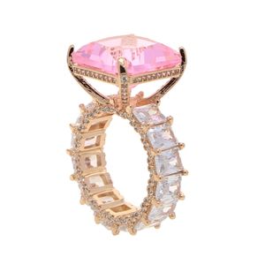 Pierścionki ślubne 2023 Wysokiej jakości różowy kwadrat sześcien cyrkonia CZ Pierścień urok dla kobiet dziewczyna luksus romantyczne prezenty na imprezę biżuterii 231101