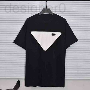 Camisetas masculinas populares 2022 de alta qualidade homens homens tee triangle triangle letra de impressão de impressão de impressão de letra pequena versão redonda de manga curta de manga curta 97um