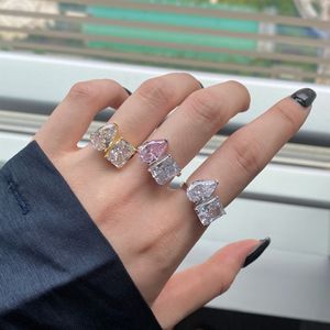 Handgemachter Radiant Cut Diamantring 100% echtes 925er Sterlingsilber Party Ehering Ringe für Frauen Verlobungsschmuck