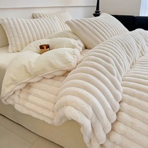Bedding sets Winter Warm Coral Fleece Bedding Set Thicken Plush Quilt Cover Bed Mattress Cover Fitted Sheets Pillowcases Duvet Covers Set 231101