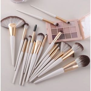 Makeup Tools Zoreya Brushes Set 16st Powder Foundation Eyelash Large Fan Eye Shadow Make Up Brush Beauty Cosmetic Tool