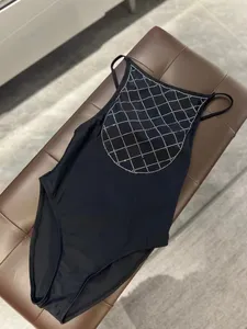 gccci High gglies Bikini Suit ggs Costume da bagno Nero gu 2023 Designer cci Swim guc Donne Sexy ci Cut Paillettes guucci Ladies Backless gucc Lady gucccis Summer Beach Bath