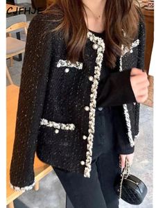 Женские куртки CJFHJE French Lady Маленькая ароматная твидовая куртка Пальто Весна Осень Корейская мода Элегантная шерстяная короткая верхняя одежда 231031