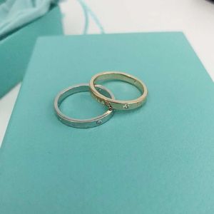 Designerring Fashion Top T S Sier Ring Couple 쌍 3 개의 다이아몬드 단순하고 다재다능한 개인화 된 남녀 웨딩 발렌타인 데이 선물 Tiffancy Ier Hree Imple