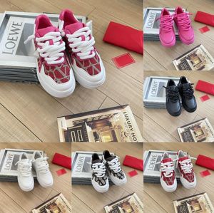 Designerskie buty swobodne kobiety białe czarne czerwone różowe brązowe skórzane aksamitne mieszkania koronkowe platforma trampki chaussures de espadrilles luksusowe trenerzy sportowe 35-44
