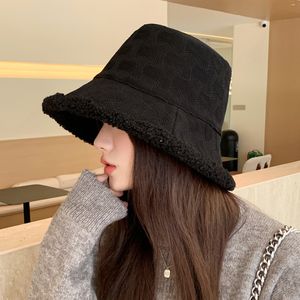 Jesienna i zima zagęszczona aksamitna ciepła kapelusz dla kobiet wiatroodporna basen hat fisherman hat japoński styl prosty i wysokiej klasy sens dla kobiet
