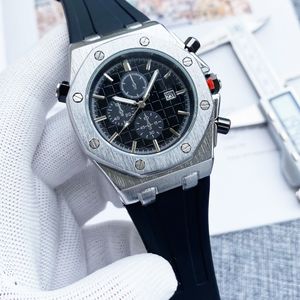 42MM Pilot Men Fully functional rubber Watch Fashion and Minimalist Style Quartz Watch 10Bar Waterproof and Chronograph