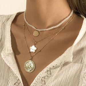 Hänghalsband franska vintage simulerade pärlhalsband för kvinnor bohemiska flerskiktsporträtt myntskal krage smycken