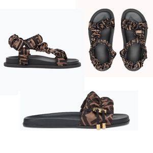 Topp Luxury Designer Women's Fashion Sandals tofflor Brown Satin Tobacco Leaf Yellow Print Top Quality Workmanship Det är värt din egen med ruta 35-43