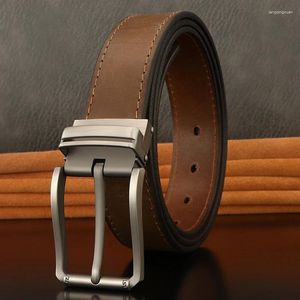 Kemerler Süslü Vintage Üst İnek Orijinal Deri Deri Pimi Toka Moda Yüksek Kaliteli Tasarımcı Erkek Günlük Ceinture Homme