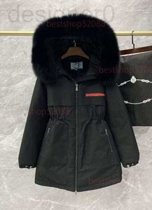 Women's Down Parkas Popular Designer Down Jacket Autumn and Winter New Style Budge 90% vit gås med Big Silver Fox Fur B1ay