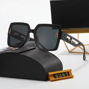 Herren-Designer-Sonnenbrille für Damen-Sonnenbrille Fashion Outdoor Timeless Classic Style Eyewear Retro-Unisex-Brille Sport Side Letter Cutout Design Metall