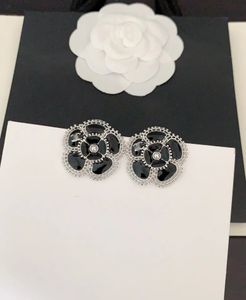 luxo rosa flor designer brincos mulheres meninas bom charme bling pérola letras elegantes flores doces preto rosa brincos brinco anéis de orelha jóias