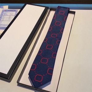 Neckband Mens Business Tie Designer Silk lyxiga randiga band Handgjorda nack slips båge riktigt siden för man bokstav g nackkläder med låda