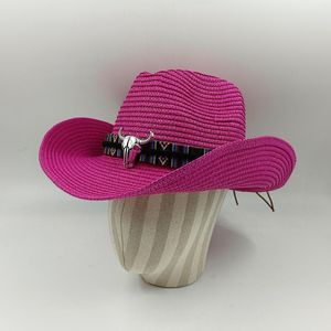 Beretti Straw Cowboy Hat Hollow Design Man and Women può indossare uno stile da sole in spiaggia per esterni