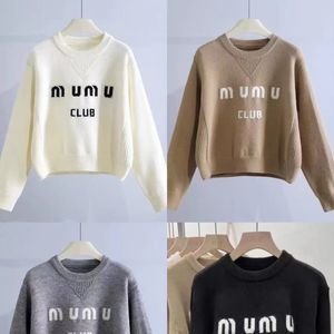 Sweatshirts Miu Tasarımcı Kadın Kazak Jumper Jakar Desen Örgü Klasik Mektup Örgü Kış Kış Sıcak Jumper Tasarım Külot Örgü S WFB5