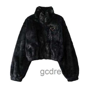 Женская куртка дизайнерского бренда, женская короткая куртка с длинными рукавами и воротником-стойкой, кашемировый топ, осенне-зимняя повседневная модная уличная одежда