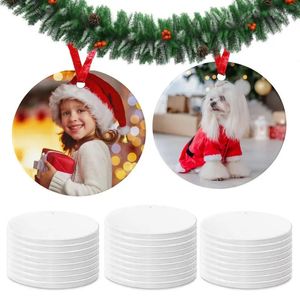 Decorações de Natal 25 pcs em branco redondo enfeites de cerâmica de Natal árvore de Natal pendurado pingentes de sublimação decoração de cerâmica personalizada para casa 231101