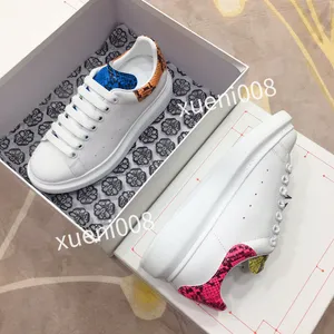 2023top new designer Casual Shoes platform mens trainers for men airforce one women Black White Pistachio Frost Sneakers sportive di grandi dimensioni