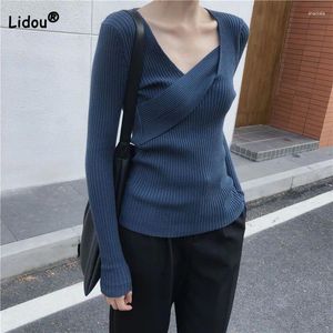 Kvinnors tröjor Trend Simplicity Criss Cross V-Neck stickade toppar Autumn Winter All-Match Temperament Solid Color Slim Clothing