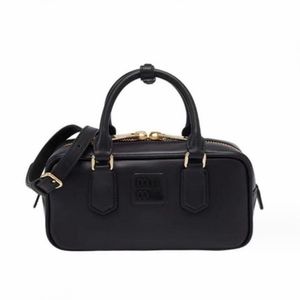 Desilady kozmetik çantalar moda makyaj çantası kadın tasarımcılar çanta seyahat torbası bayanlar cüzdanlar yüksek kaliteli organizasyon tuvalet çantası
