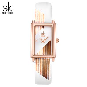 Womens Watch Watches Yüksek Kaliteli Lüks Sınırlı Sınırlı Striped Haute Square Watch Su Geçirmez Saat