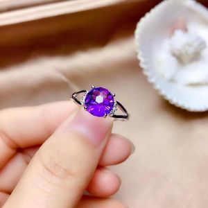 Anelli a grappolo Anello con pietre preziose Amthhyst di colore viola naturale per gioielli da donna Gemma rotonda in argento 925 reale Regalo di compleanno per ragazza Birthstone