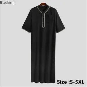 Abbigliamento etnico 2023 Uomini musulmani Jubba Thobe Bottone solido Kimono Abito centrale Camicia da uomo saudita Colletto alla coreana Islamico Arabo Caftano Abaya