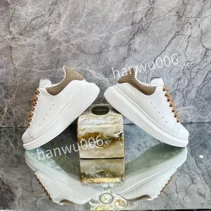 2023New Womens Designer Shoes Womens Sneakers White Black Shoes Designer Breathers Quality for Womens Men