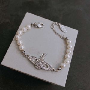 Designer charm armband brev vivian chokers lyxiga kvinnor mode smycken metall pärlarmband cjeweler westwood ghgf0147321