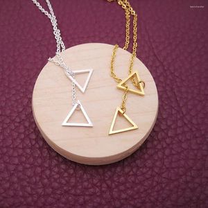 Pendanthalsband Kvinnors rostfritt stålhalsband Cutout Triangle Tassel Justerbara kedjor Choker Bröllopspresenter för kvinnor