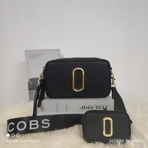 Populär lyxdesigner Handväska kamerapåse axelväska crossbody väska plånbok blandad sömnad design justerbar axelrem