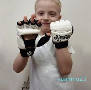 Jakość Kyokushin Karate Fighting Hand Protector Kyokushinkai Gloves Martial Arts Sports Fitness Boxing