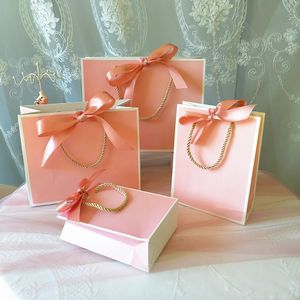 Hediye Sarma 10 Pc Pink Hediye Çantası Hediye Kutusu Nedime Ambalaj Düğün Süslemesi Kraft Kağıt Torba Parti Bebek Duş Kitabı Sap şeritli 231102