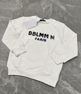 Felpe per bambini autunno-primavera in cotone di alta qualità Felpe con maniche lunghe da lettera di moda per ragazzi e ragazze Pullover Top Abbigliamento casual per bambini