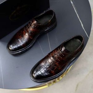 Fashion Men Oxford Casual Shoes Loafers Saffiano Flats Dandelion Italy Beautiful Low Tops Elastic Band Fish Scales Leather Designer Loafer Walk Sneakers Box EU 38-45