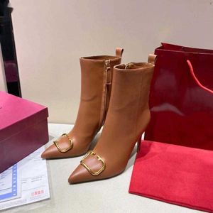 Marca de luxo couro genuíno martin botas tornozelo mulher bota curta tênis formadores chinelo sandálias