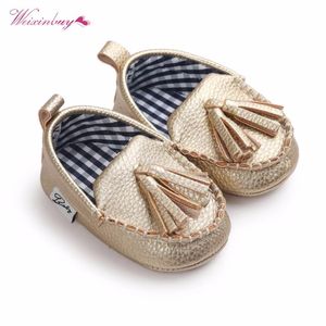 First Walkers Moccasin Toddler Prewalker Shoes Baby Boy Girl PU Tassel Penderant in pelle 1