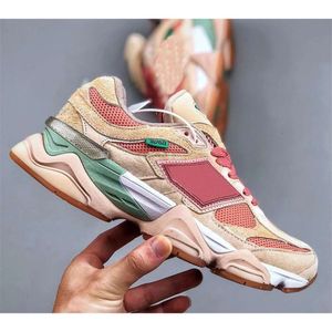 Koşu Ayakkabıları Kadınlar Erkek 9060 Sports US12 Trainer Deri Sneaker N9060 Sesler İçinde Pembe Mesh Joe Süet Freshgoods X YENİ 46 A1