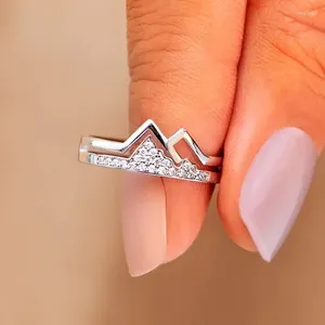Anéis de casamento Huitan Novel Design Dedo feminino com espumante CZ requintado festa de noiva ly projetado joias femininas