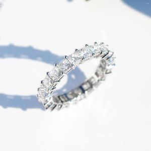 Küme halkaları lüks kadın kalp yuvarlak kare zirkon yüzüğü gümüş renk aşk nişan vintage taş düğün kadınlar için