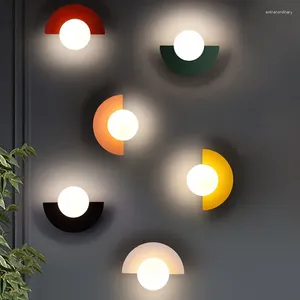 Wandleuchte Nordic LED Macaron Wandleuchte für Schlafzimmer Nachttische Studie Hintergrund Wohnzimmer Flur Restaurant Ambiente Dekor Beleuchtung