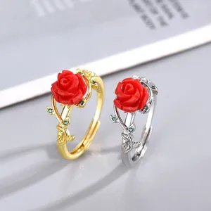 Bröllopsringar charm röd rosblomma för kvinnor antik guld silver färg justerbara växtband jul dag fest smycken gåvor