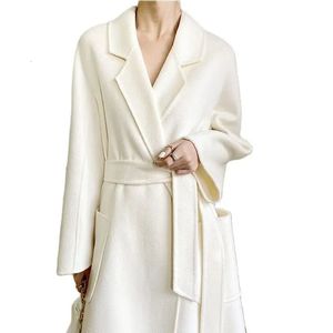 Wełna wełniana mieszanki białej wełny jesień kaszmirowy płaszcz kaszmiru Kobiet Water Ripple koronkowy płaszcz zimowy moda Casual Classic Max 231101