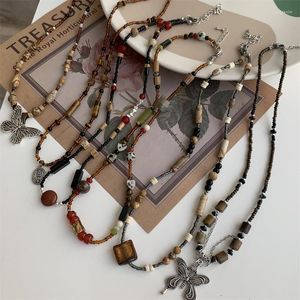 Hänge halsband vintage fjäril träpärlor halsband för kvinnor elegant charm estetisk klavikel kedja rerto etniska modesmycken