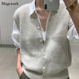 Women's Sweaters Casual Button Cardigan Vest 2023 Autumn and Winter Warm Knitted Sweater Women Fashion Loose Solid Sleeveless Soft Jumpers 16348 231102