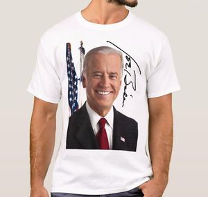 Men's T-skjortor Joe Biden Portrait Signature T-shirt. Summer Cotton Short Sleeve O-Neck Mens Gift Shirt S-3XL