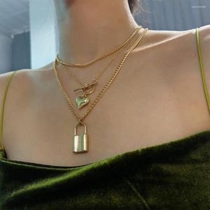 Pendant Necklaces Multilayer Gold Color Metal Padlock Peach Heart Necklace Ladies Vintage Sweet Clavicle Girls Fashion Jewelry